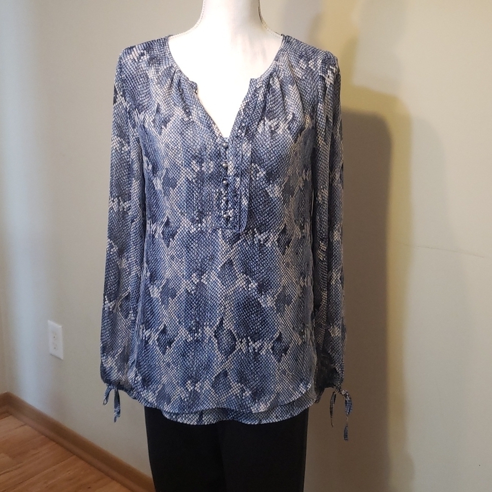 White House Black Market blouse